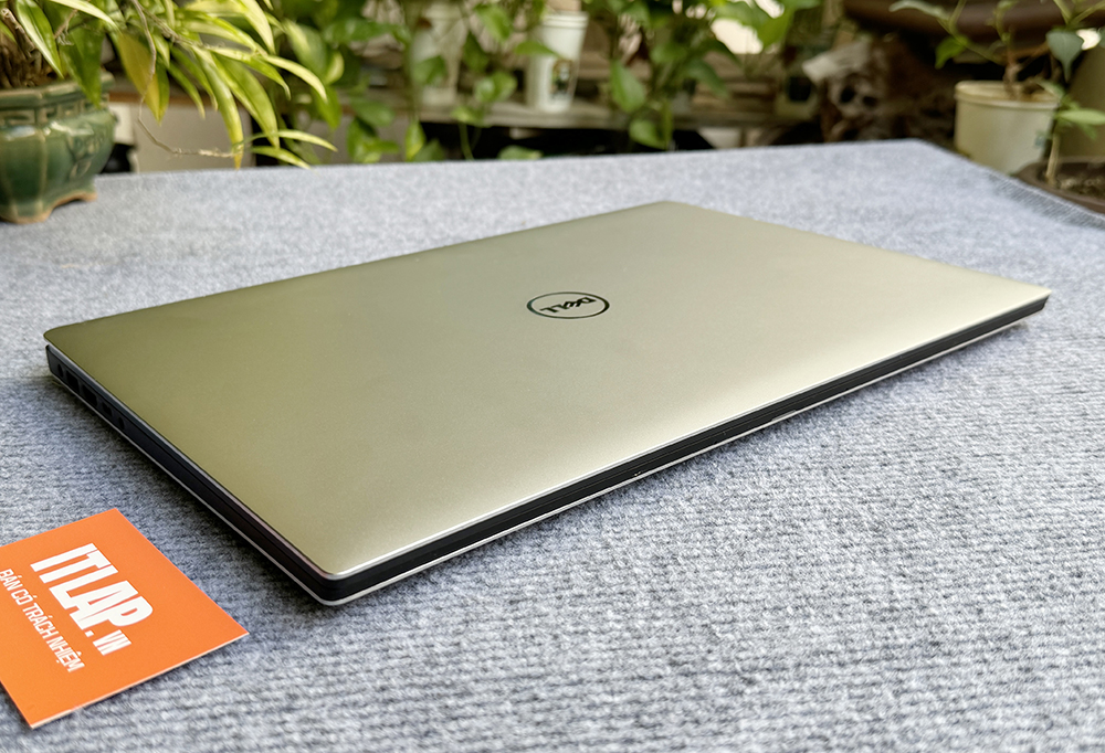 Dell precision 5520 i7 