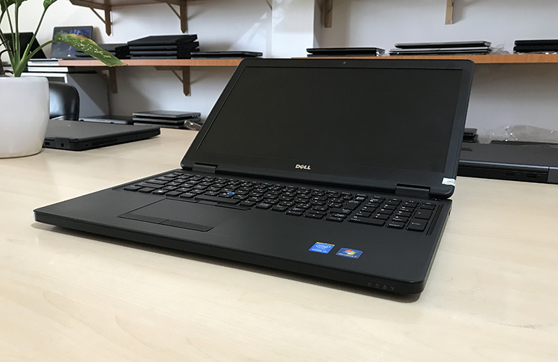 Laptop Dell Latitude E5550