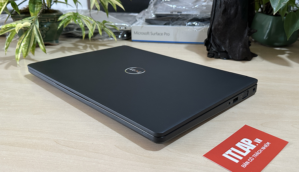 Dell Latitude  E5490