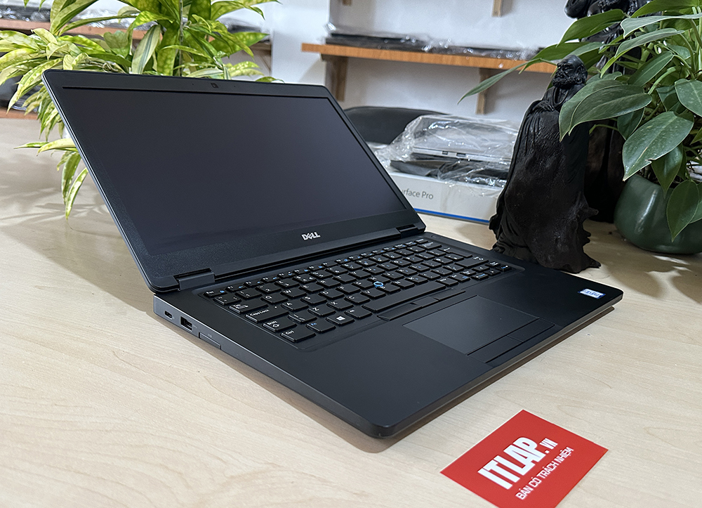 Dell Latitude  E5490