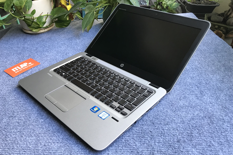 HP Elitebook 820 G3