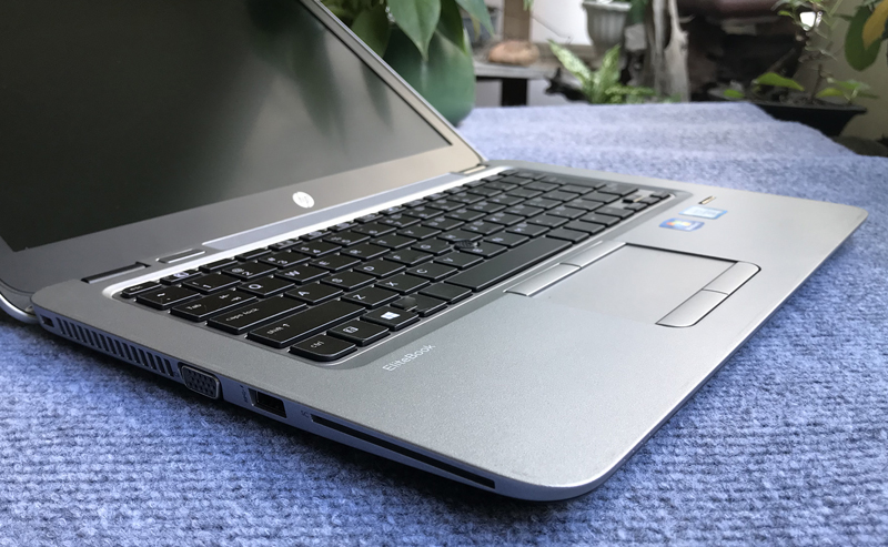 HP Elitebook 820 G3