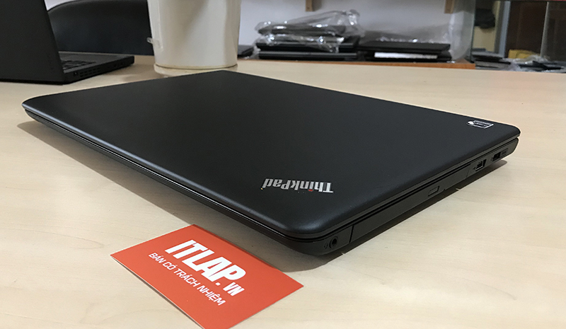 Lenovo ThinkPad Edge E550