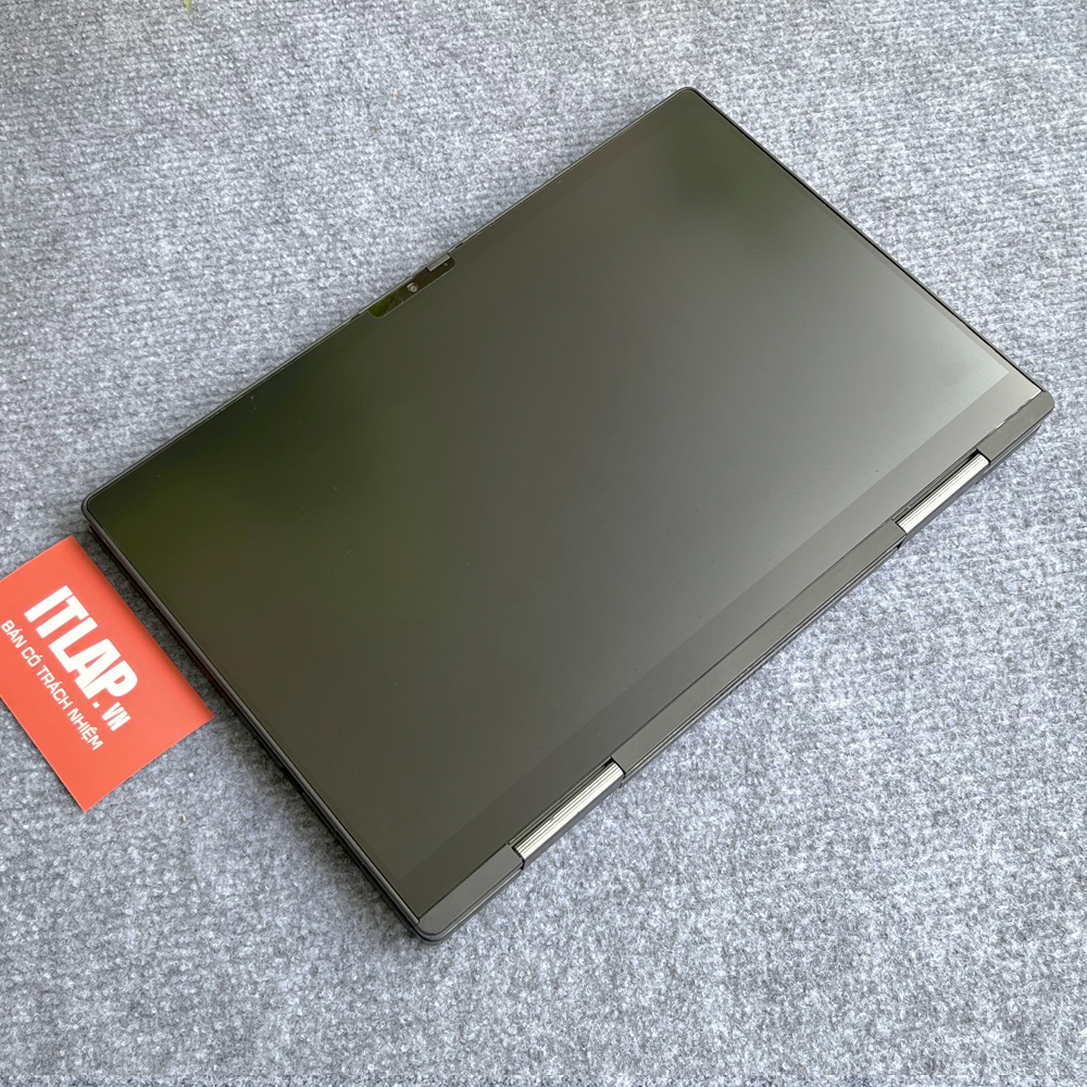 Laptop Toshiba Dynabook V83HS  core i5 1135G7/ 16Gb / Cảm ứng xoay gập 360 độ