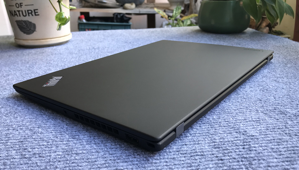 ThinkPad X1 Carbon Gen 5