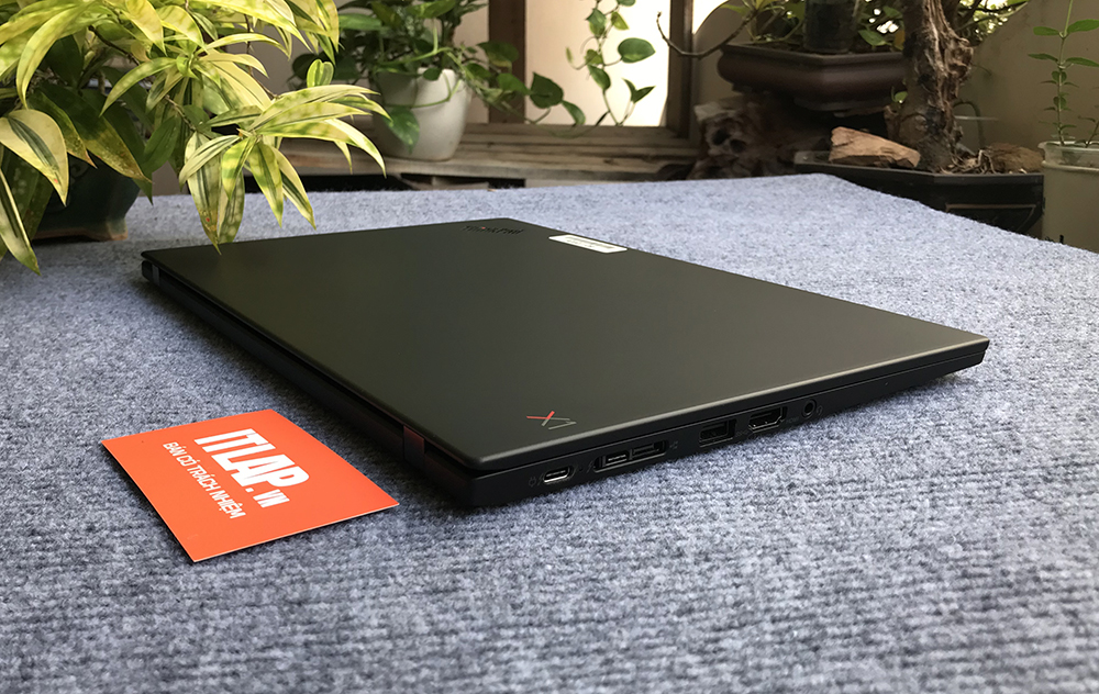 ThinkPad X1 Carbon Gen 7