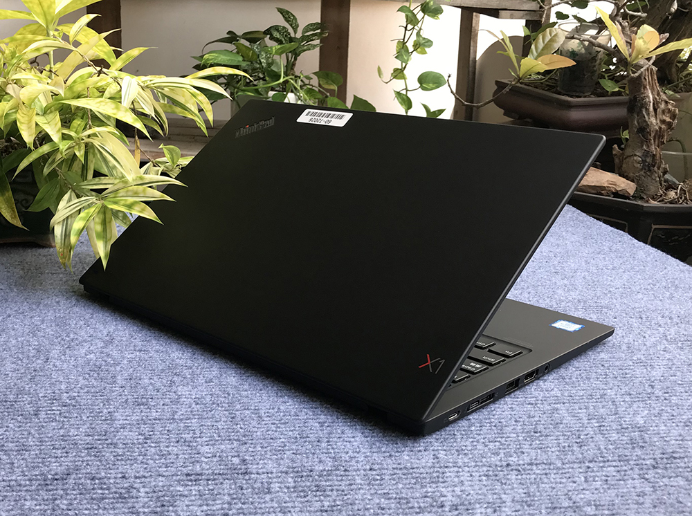 ThinkPad X1 Carbon Gen 7