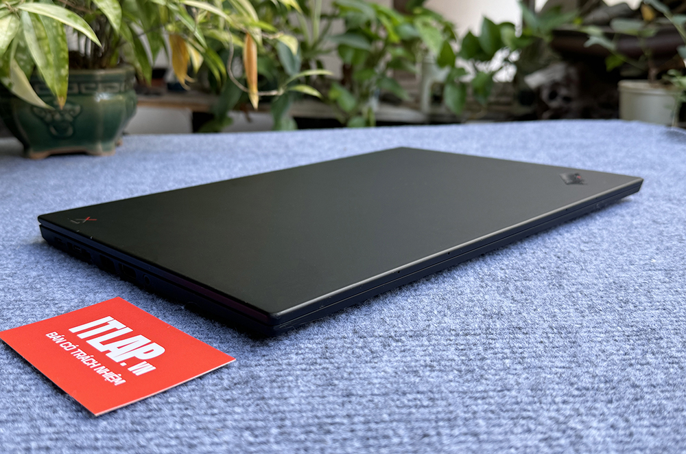 ThinkPad X1 Carbon Gen 7