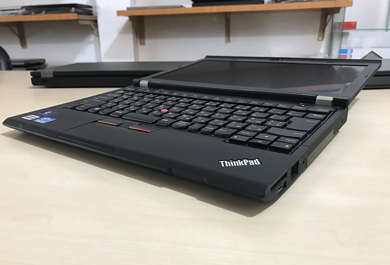 Laptop IBM Lenovo Thinkpad X230