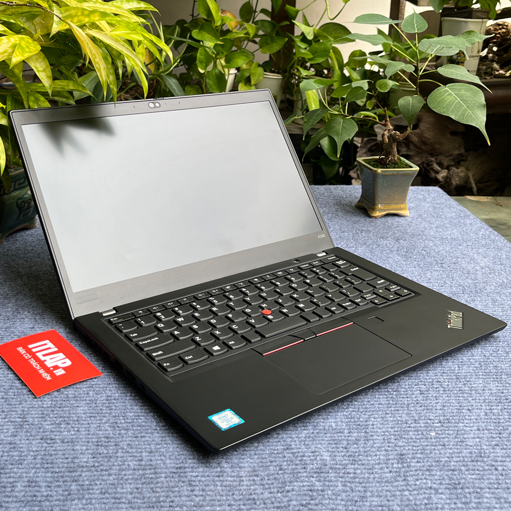 Lenovo ThinkPad X390 Core i3 8145U / LTE